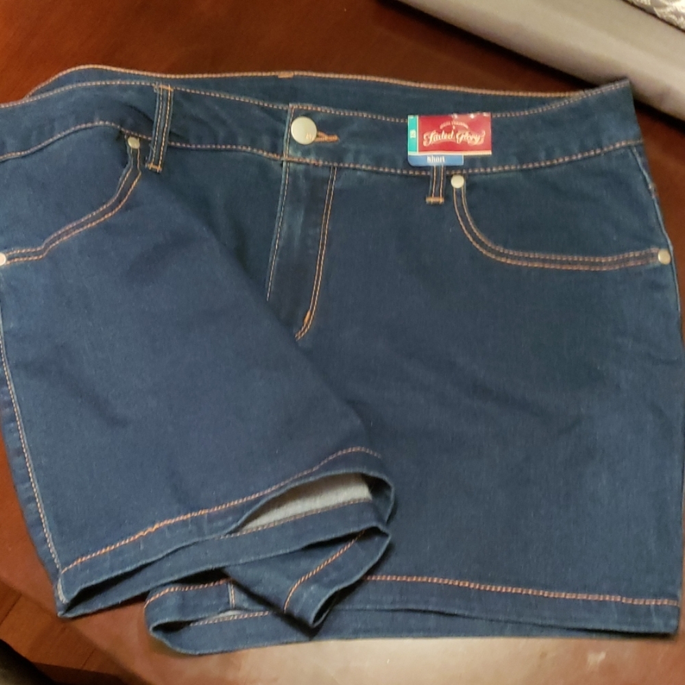 Faded Glory Shorts Medium Wash size 18